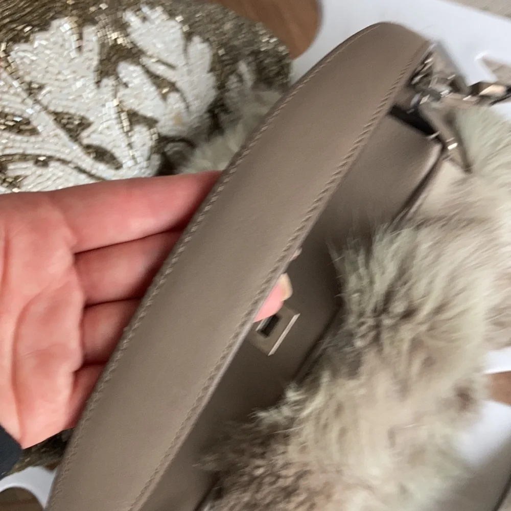 🎁 ⭐️ 💼 Rare Michael Kors collection fox fur Miranda bag⭐️ - Picture 13 of 17